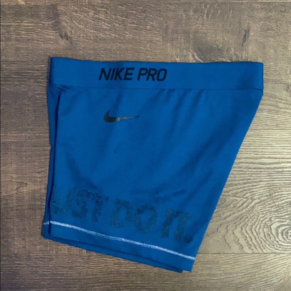 NIKE PRO spandex shorts